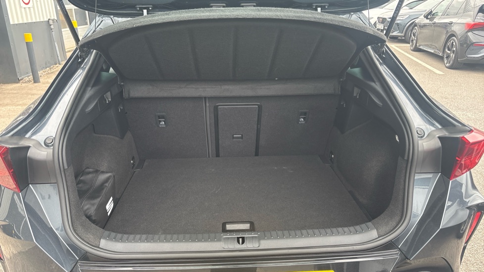 CUPRA Formentor 1.5 eTSI 150 V1 5dr DSG Petrol Estate - Image 20