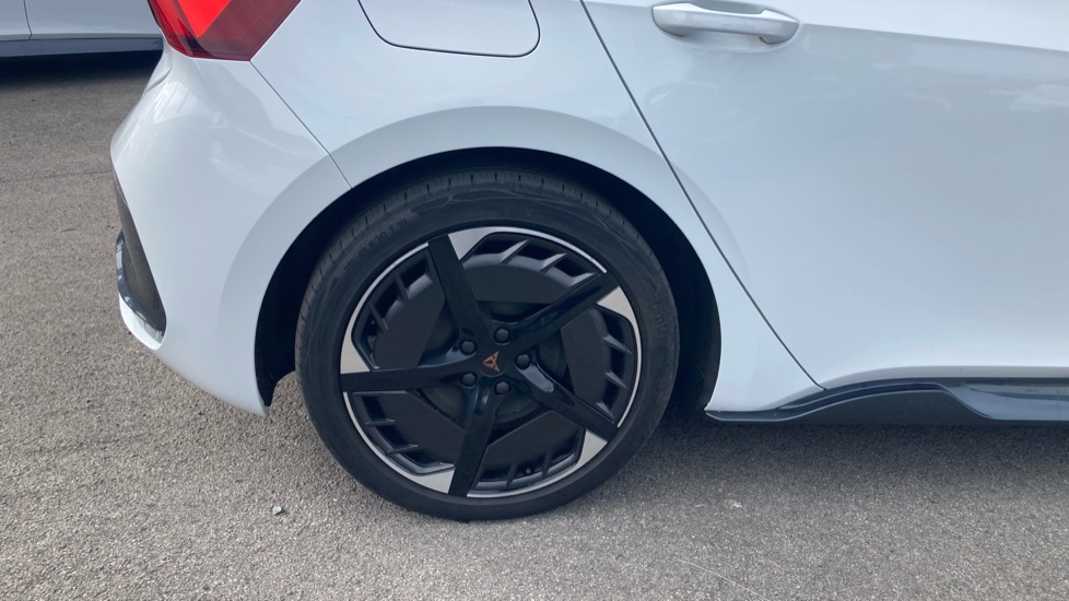 CUPRA Born 150kW V3 58kWh 5dr Auto Electric Hatchback - Image 27
