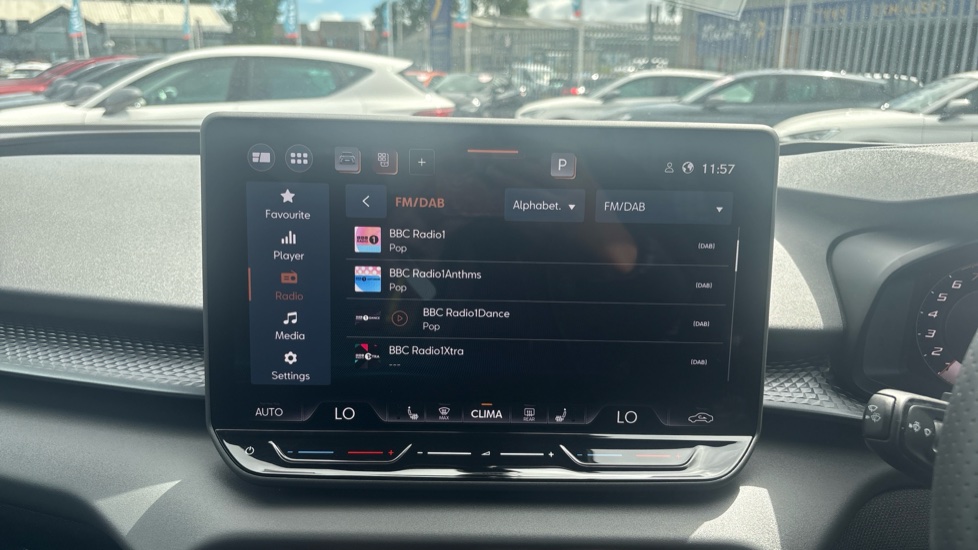 CUPRA Terramar 1.5 eTSI 150 V2 5dr DSG Petrol Hatchback - Image 12