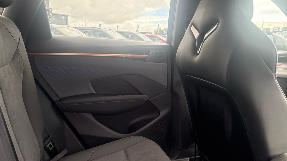 CUPRA Terramar 1.5 eTSI 150 V2 5dr DSG Petrol Hatchback - Image 30