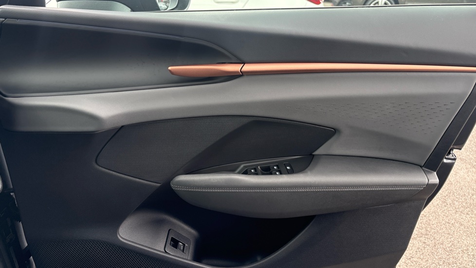 CUPRA Terramar 1.5 eTSI 150 V2 5dr DSG Petrol Hatchback - Image 19