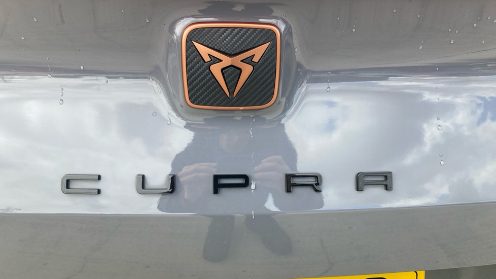 CUPRA Formentor 1.5 TSI 150 V1 5dr Petrol Estate - Image 27