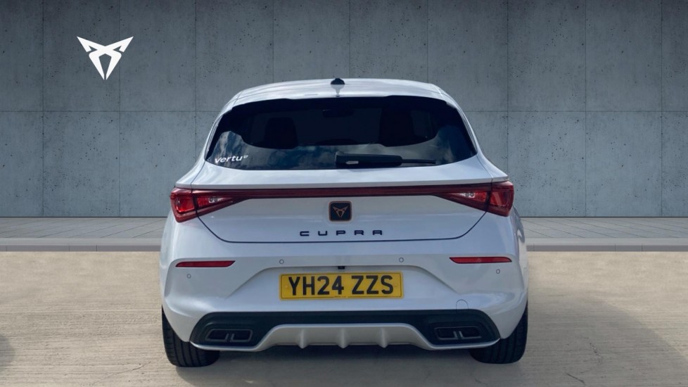 CUPRA Leon 1.5 eTSI V1 Design Edition 5dr DSG Petrol Hatchback - Image 8