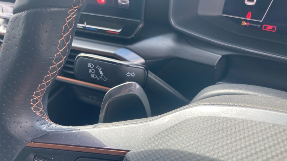 CUPRA Leon 1.5 eTSI V1 Design Edition 5dr DSG Petrol Hatchback - Image 44