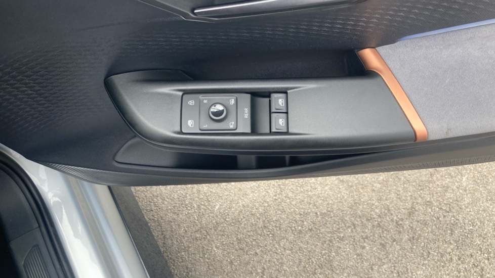 CUPRA Born 170kW e-Boost V2 59kWh 5dr Auto Electric Hatchback - Image 35