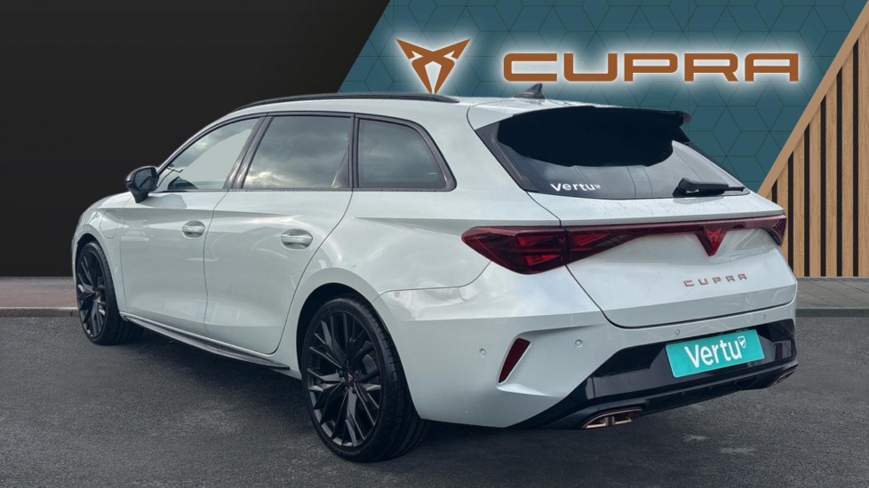 CUPRA Leon 1.5 eHybrid 204 Shadow Edition 5dr DSG Estate - Image 3