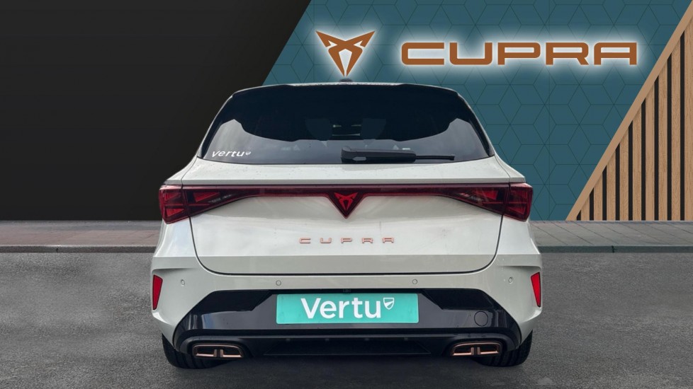 CUPRA Leon 1.5 eHybrid 204 Shadow Edition 5dr DSG Estate - Image 8