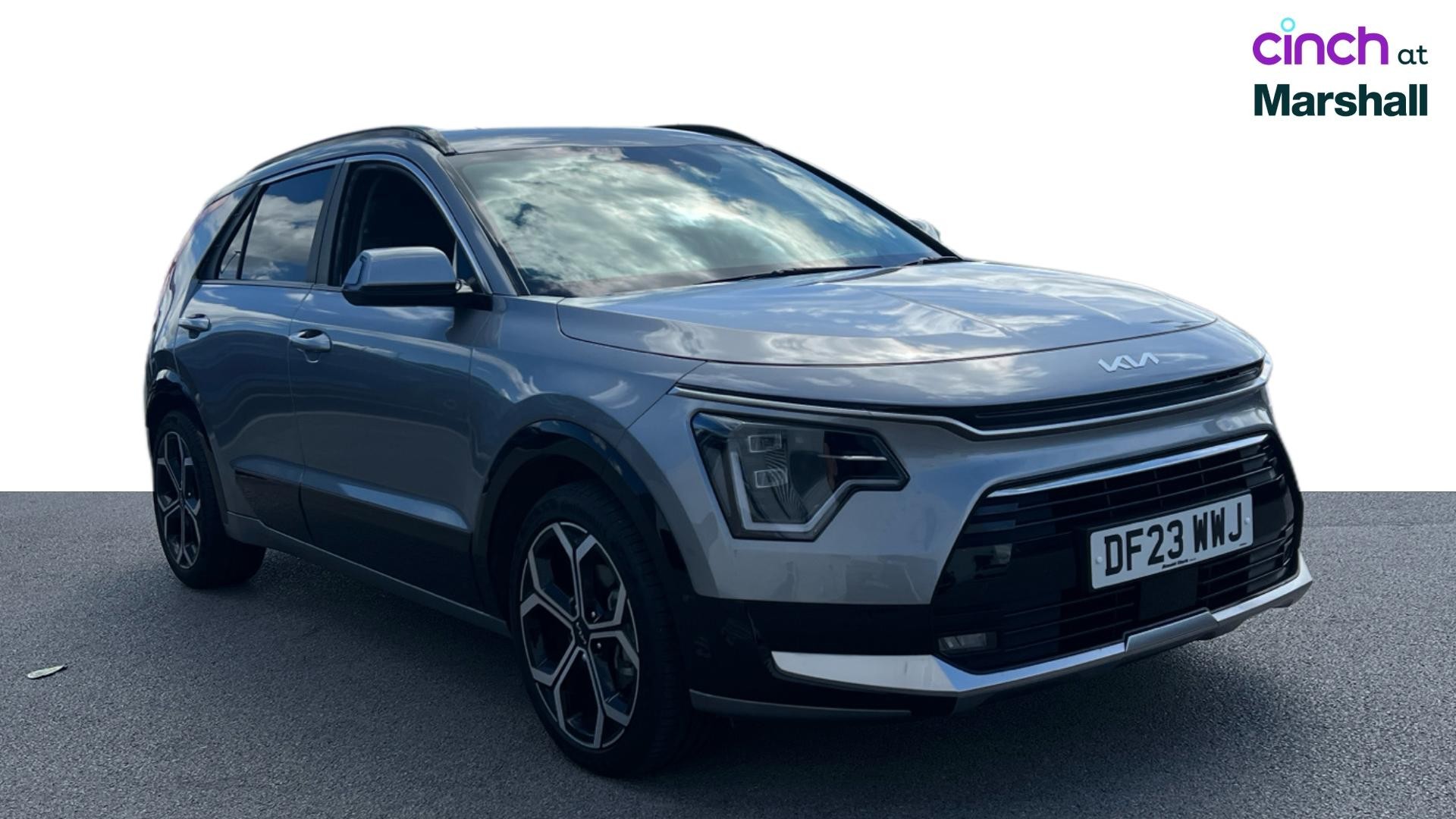 Kia Niro listing photo