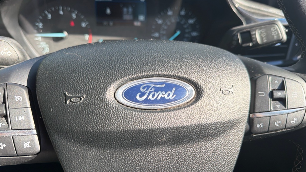 Ford Puma 1.0 EcoBoost Hybrid mHEV Titanium 5dr Petrol Hatchback - Image 8