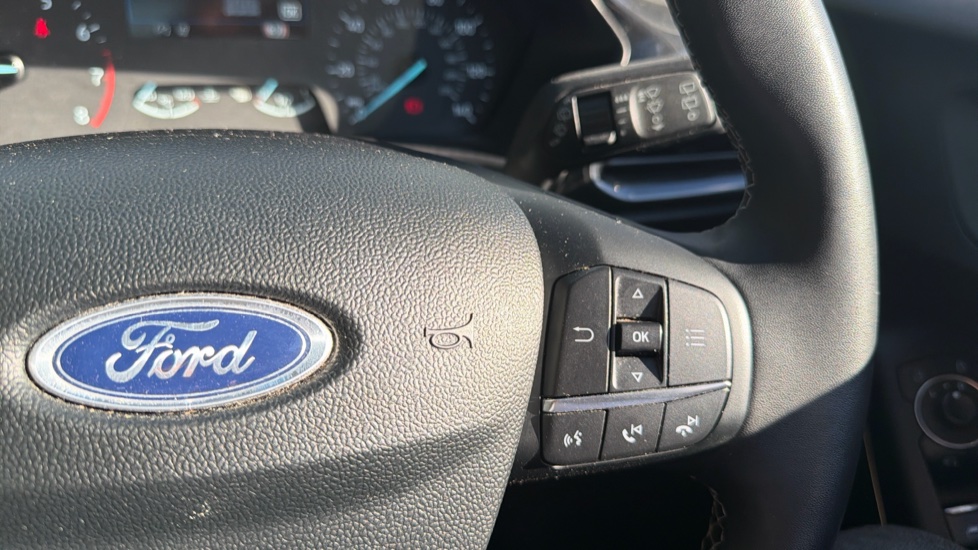 Ford Puma 1.0 EcoBoost Hybrid mHEV Titanium 5dr Petrol Hatchback - Image 22