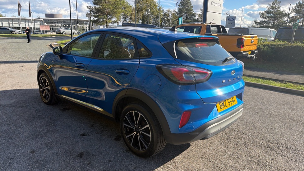 Ford Puma 1.0 EcoBoost Hybrid mHEV Titanium 5dr Petrol Hatchback - Image 36