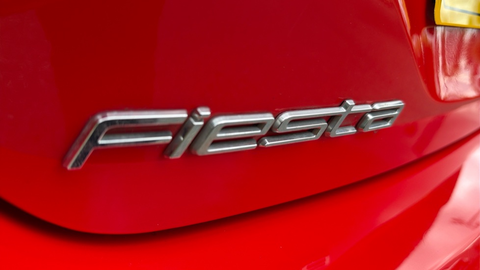 Ford Fiesta 1.0 EcoBoost 125 ST-Line 5dr Petrol Hatchback - Image 8