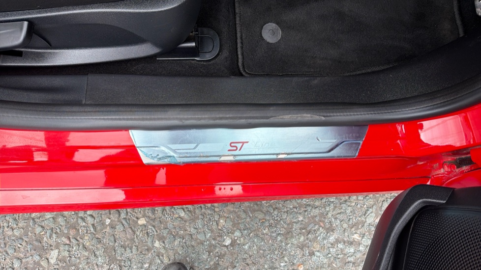 Ford Fiesta 1.0 EcoBoost 125 ST-Line 5dr Petrol Hatchback - Image 32