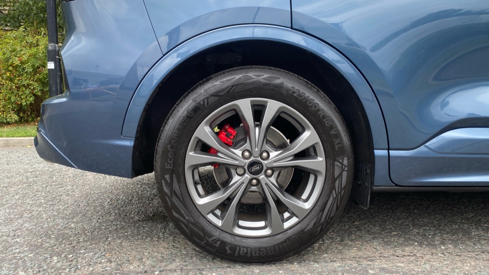 Ford Kuga 2.5 FHEV ST-Line Edition 5dr CVT Hybrid Estate - Image 7