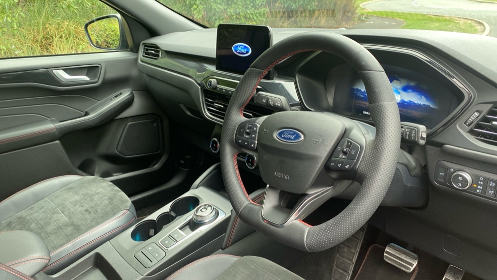 Ford Kuga 2.5 FHEV ST-Line Edition 5dr CVT Hybrid Estate - Image 11