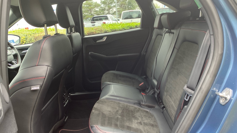 Ford Kuga 2.5 FHEV ST-Line Edition 5dr CVT Hybrid Estate - Image 16