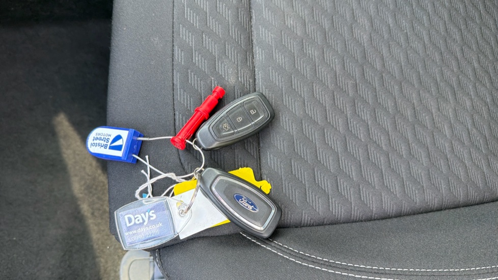 Ford Fiesta 1.0 EcoBoost Hybrid mHEV 125 Titanium 5dr Petrol Hatchback - Image 20