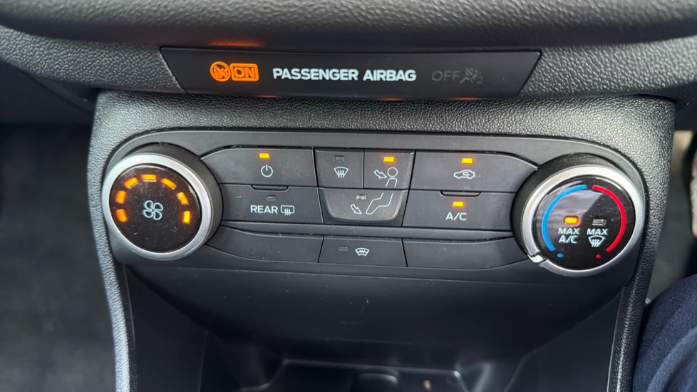 Ford Fiesta 1.0 EcoBoost Hybrid mHEV 125 Titanium 5dr Petrol Hatchback - Image 26