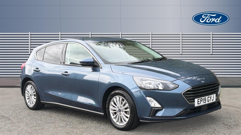 Ford Focus 1.0 EcoBoost 125 Titanium 5dr Petrol Hatchback - Image 1