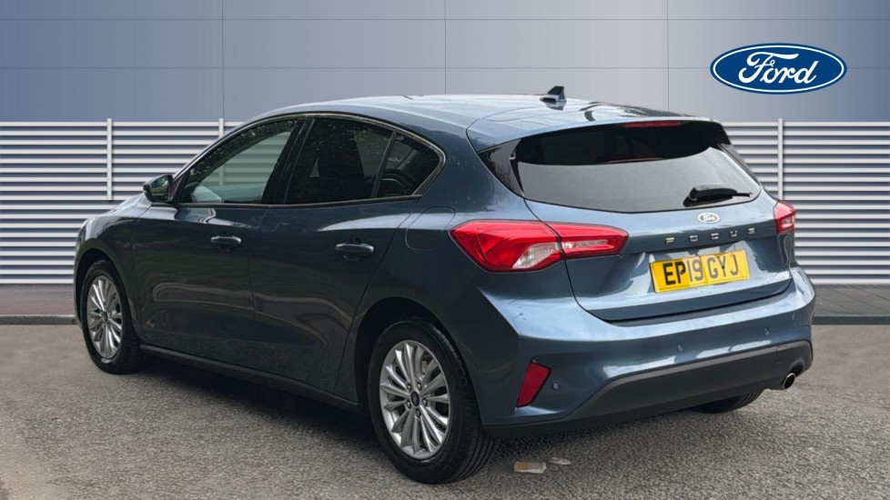 Ford Focus 1.0 EcoBoost 125 Titanium 5dr Petrol Hatchback - Image 2