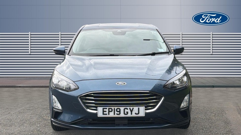 Ford Focus 1.0 EcoBoost 125 Titanium 5dr Petrol Hatchback - Image 3