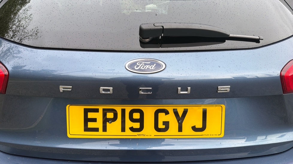 Ford Focus 1.0 EcoBoost 125 Titanium 5dr Petrol Hatchback - Image 8