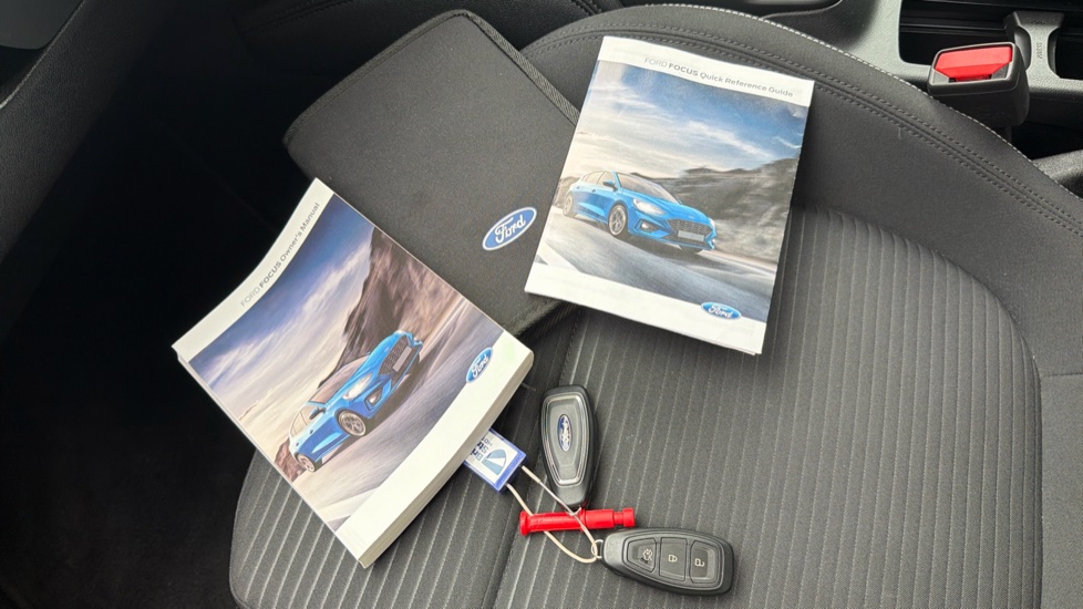 Ford Focus 1.0 EcoBoost 125 Titanium 5dr Petrol Hatchback - Image 19