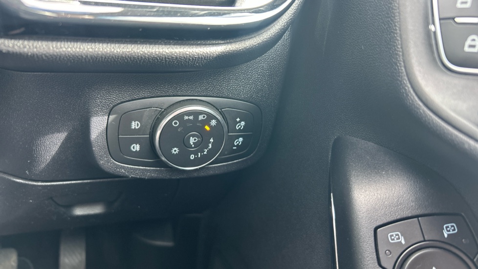 Ford Fiesta 1.0 EcoBoost Titanium X 5dr Petrol Hatchback - Image 27