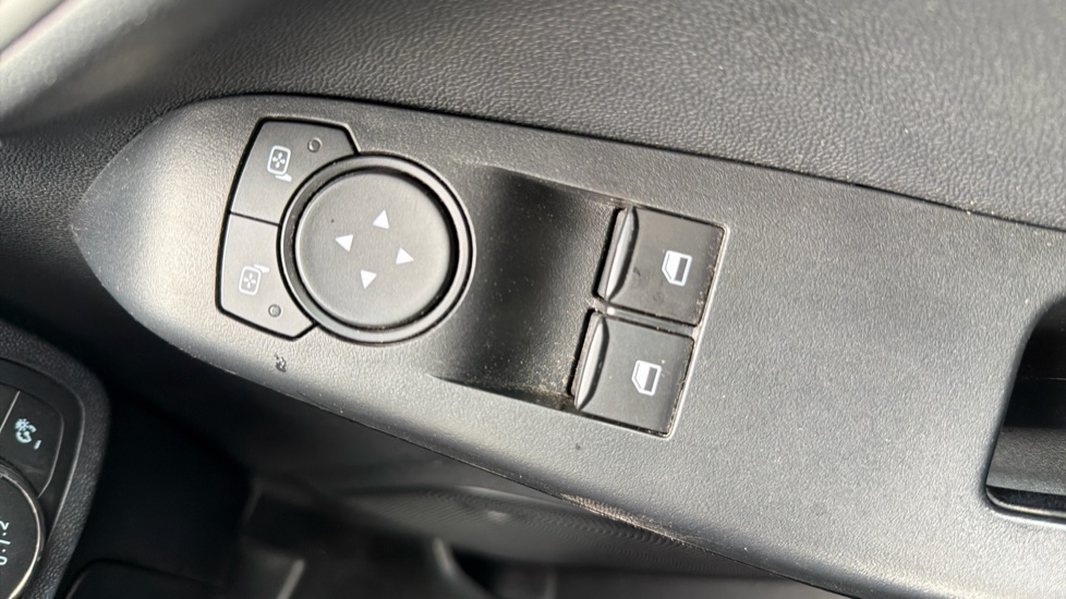 Ford Fiesta 1.0 EcoBoost Trend 5dr Petrol Hatchback - Image 25