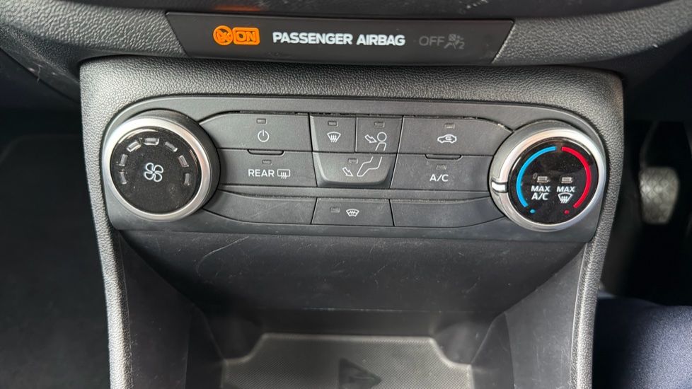 Ford Fiesta 1.0 EcoBoost Trend 5dr Petrol Hatchback - Image 26