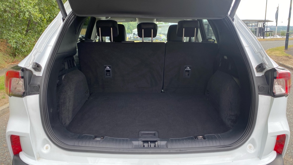 Ford Kuga 1.5 EcoBoost 150 Titanium Edition 5dr Petrol Estate - Image 4