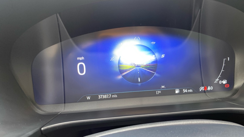 Ford Kuga 1.5 EcoBoost 150 Titanium Edition 5dr Petrol Estate - Image 34