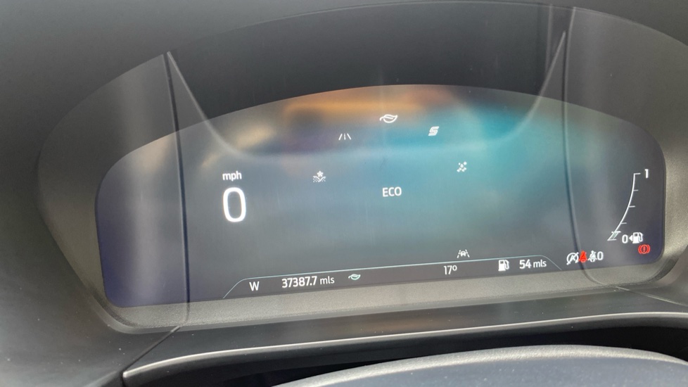 Ford Kuga 1.5 EcoBoost 150 Titanium Edition 5dr Petrol Estate - Image 35