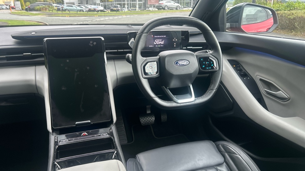 Ford Explorer 210kW Premium 77kWh 5dr Auto Electric Estate - Image 9