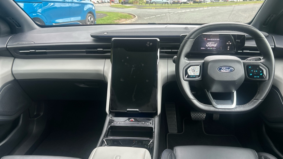 Ford Explorer 210kW Premium 77kWh 5dr Auto Electric Estate - Image 10