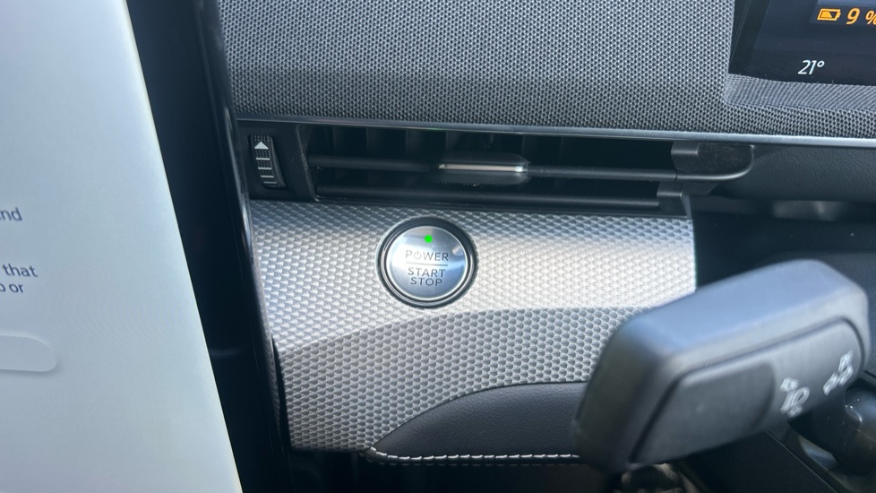 Ford Mustang Mach-E 216kW Extended Range 91kWh RWD 5dr Auto Electric Estate - Image 32