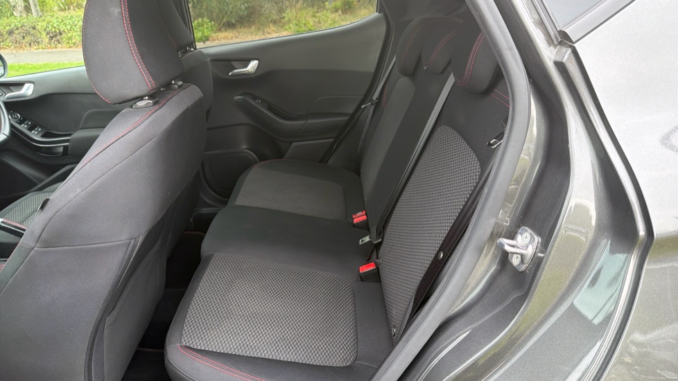 Ford Fiesta 1.0 EcoBoost 95 ST-Line Edition 5dr Petrol Hatchback - Image 16