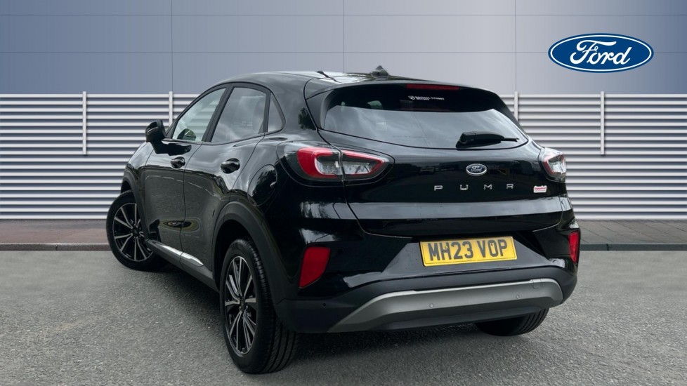 Ford Puma 1.0 EcoBoost Hybrid mHEV Titanium 5dr Petrol Hatchback - Image 2