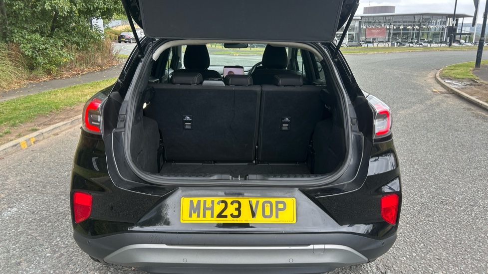 Ford Puma 1.0 EcoBoost Hybrid mHEV Titanium 5dr Petrol Hatchback - Image 4