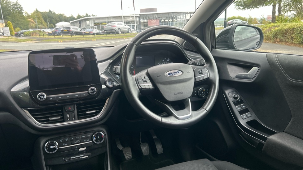 Ford Puma 1.0 EcoBoost Hybrid mHEV Titanium 5dr Petrol Hatchback - Image 9