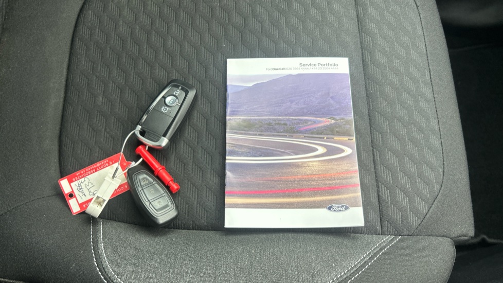 Ford Puma 1.0 EcoBoost Hybrid mHEV Titanium 5dr Petrol Hatchback - Image 19