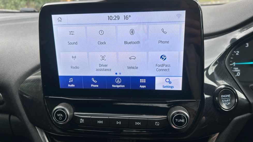 Ford Puma 1.0 EcoBoost Hybrid mHEV Titanium 5dr Petrol Hatchback - Image 30