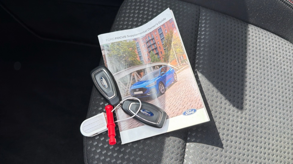 Ford Focus 1.0 EcoBoost ST-Line 5dr Petrol Hatchback - Image 19