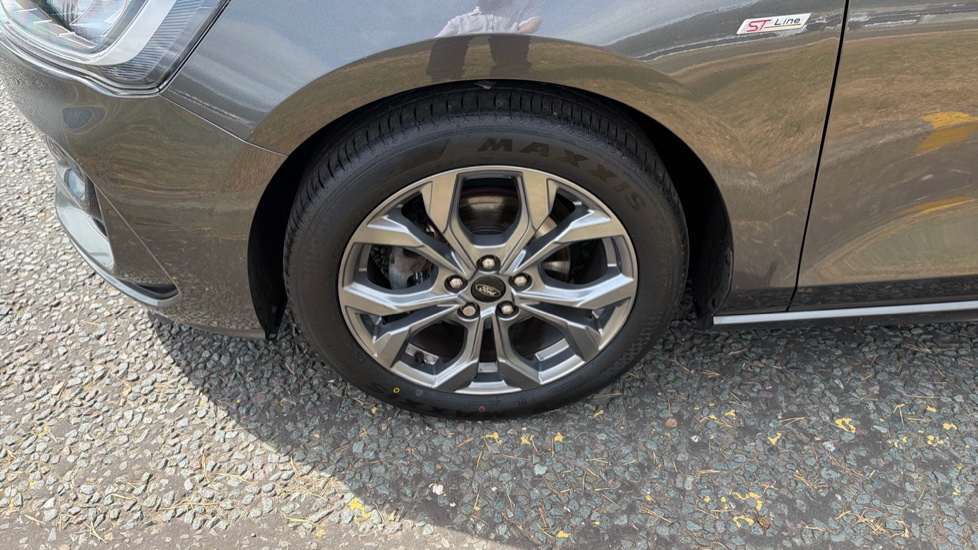 Ford Focus 1.0 EcoBoost ST-Line 5dr Petrol Hatchback - Image 36