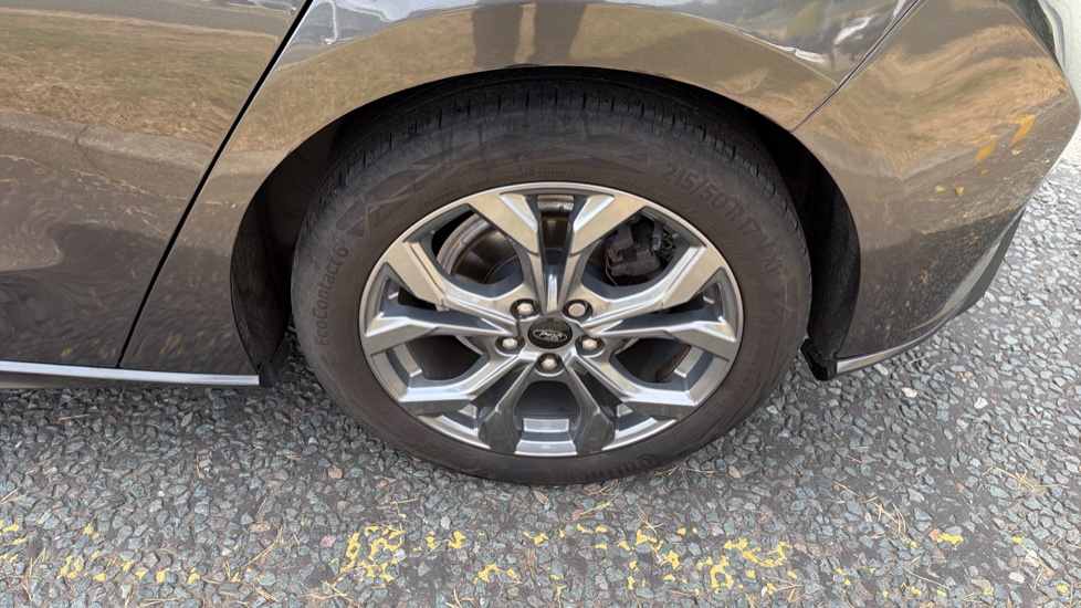 Ford Focus 1.0 EcoBoost ST-Line 5dr Petrol Hatchback - Image 37