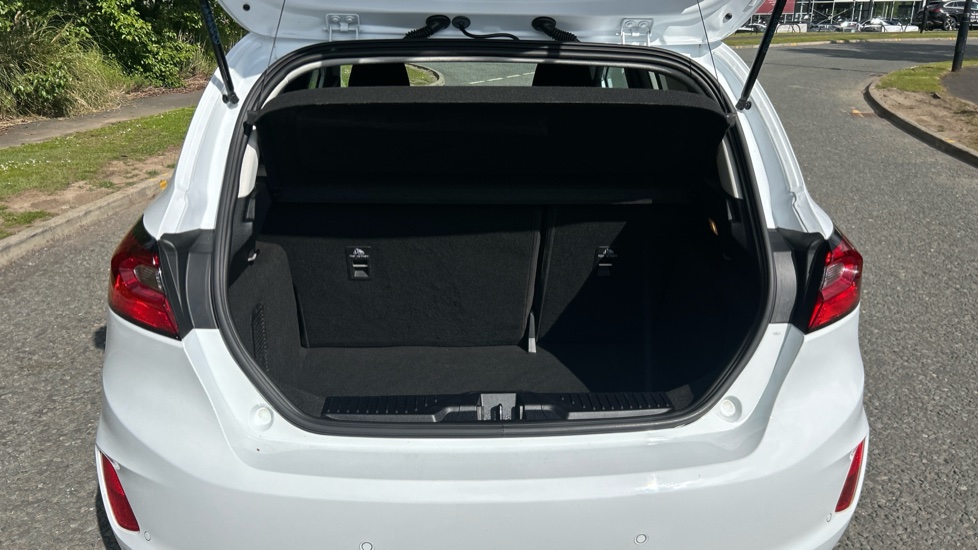 Ford Fiesta 1.0 EcoBoost Titanium 5dr Petrol Hatchback - Image 4