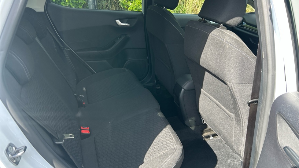 Ford Fiesta 1.0 EcoBoost Titanium 5dr Petrol Hatchback - Image 16
