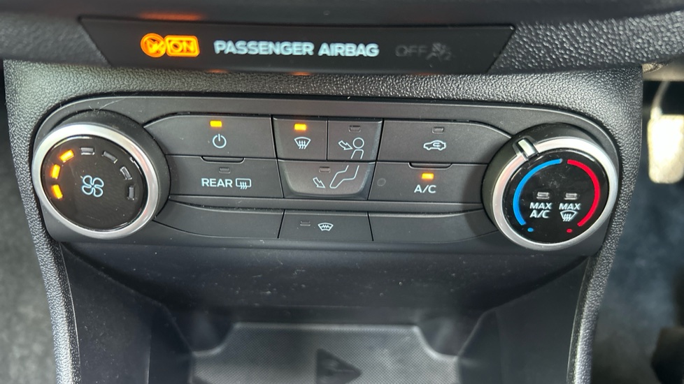 Ford Fiesta 1.0 EcoBoost Titanium 5dr Petrol Hatchback - Image 26