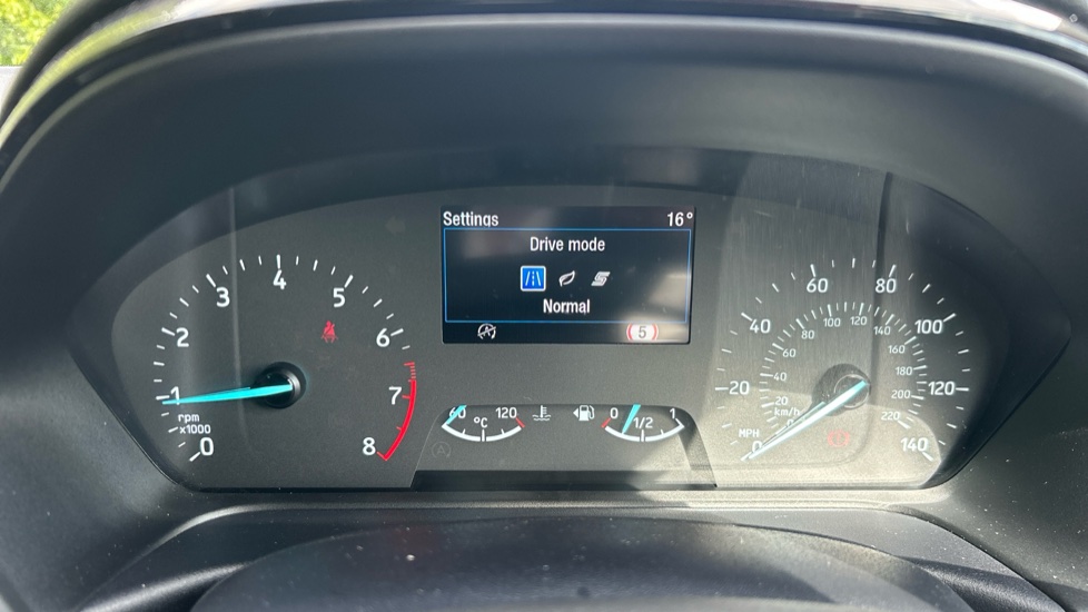 Ford Fiesta 1.0 EcoBoost Titanium 5dr Petrol Hatchback - Image 28