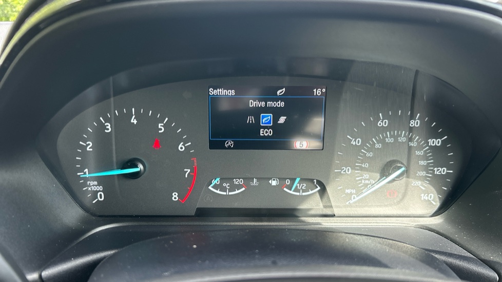 Ford Fiesta 1.0 EcoBoost Titanium 5dr Petrol Hatchback - Image 29